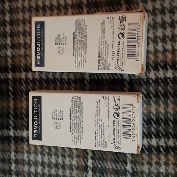 Revolution Water Liner - Picture 2 of 3